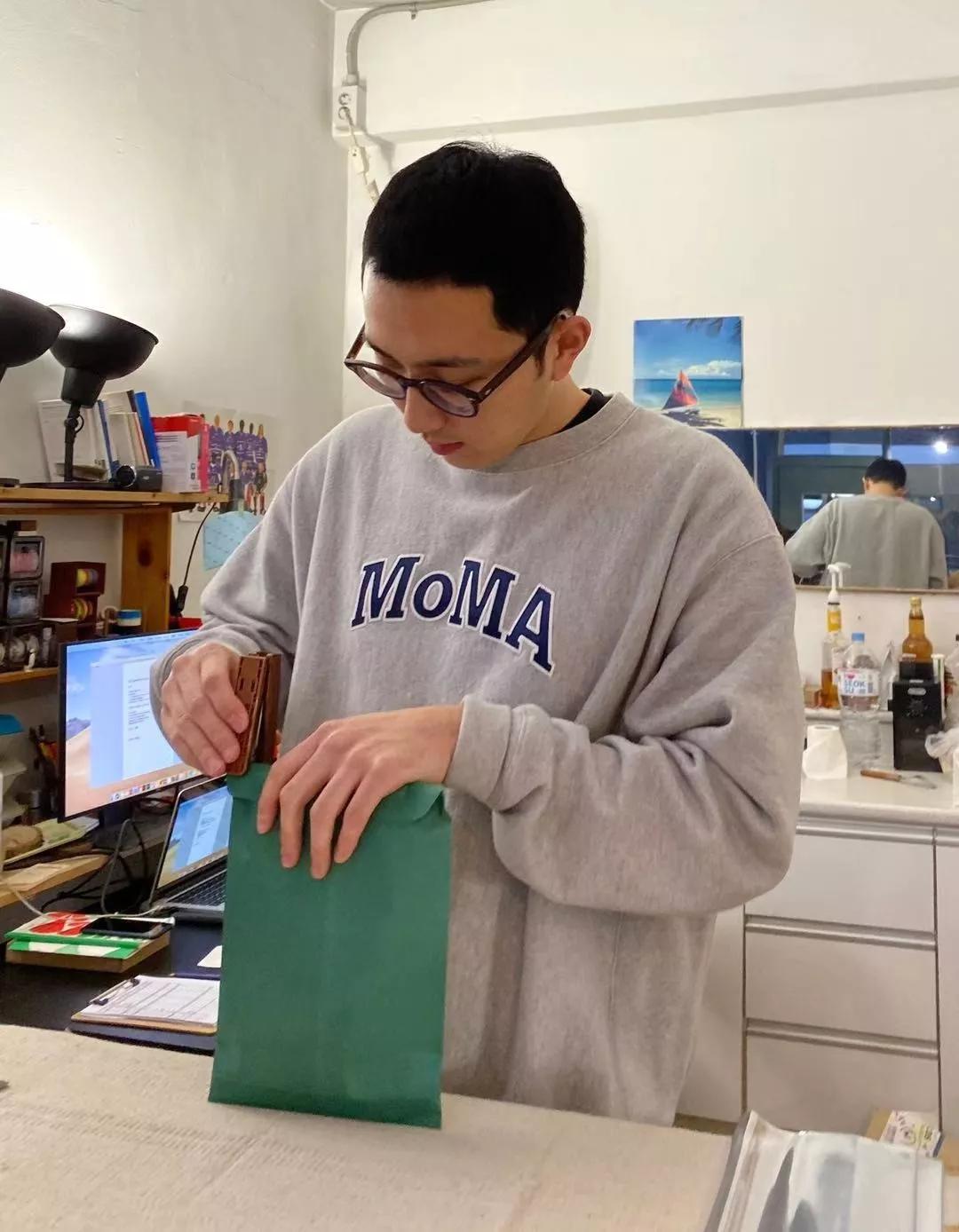 欧阳娜娜在韩国走红,欧阳娜娜和jennie的合体网红