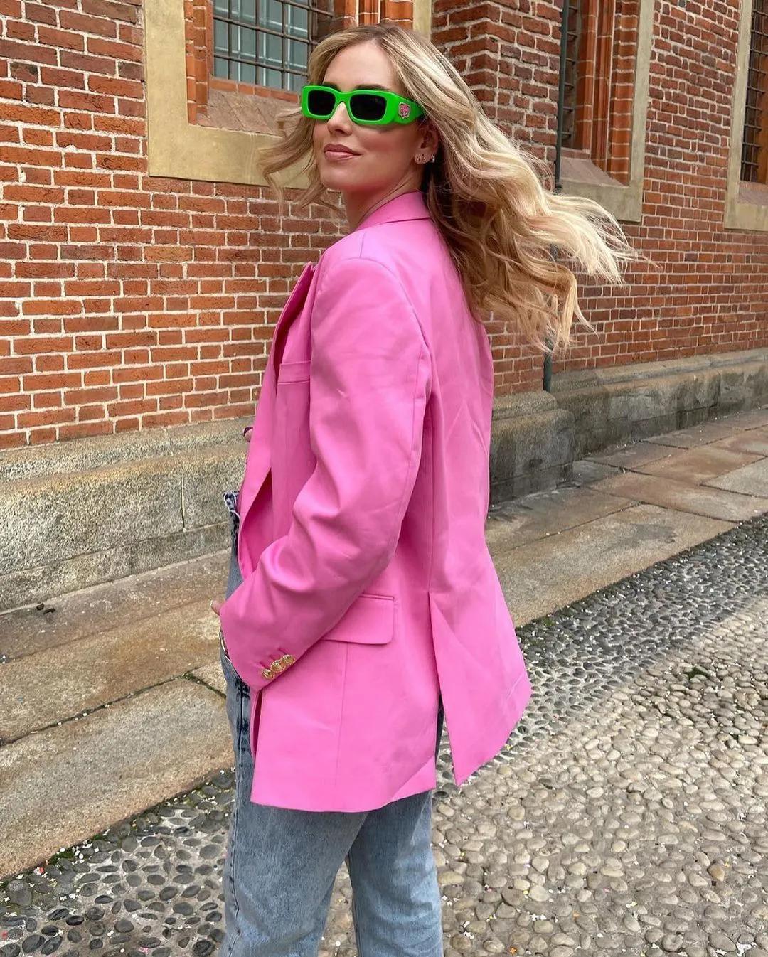 圆脸女生怎么选墨镜,圆脸女生如何选择大牌眼镜