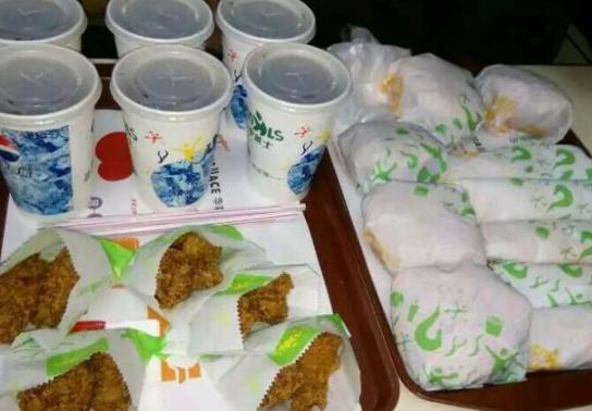 肯德基和其他快餐的价格分析对比,华莱士肯德基市场对比