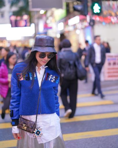 田海蓉惊艳拖地连衣裙高级照片,42岁田海蓉素颜近照