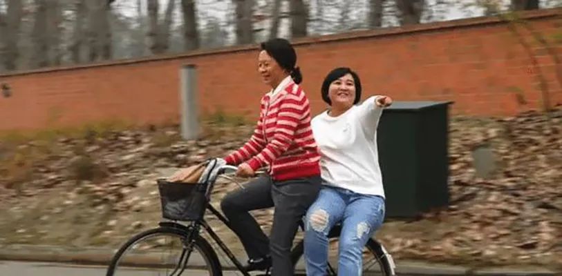 头条厉害了，这部54亿电影都能引入，影迷：哭得像一头哮喘的驴