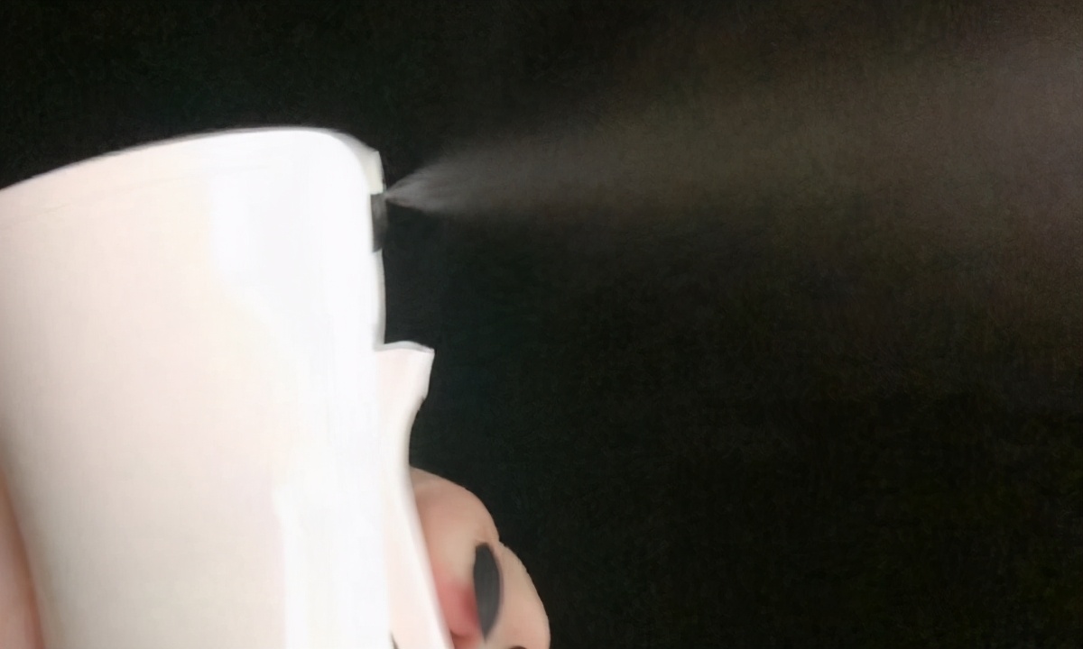 起床发尾翘起来怎么办,起床后头发翘起来怎么办