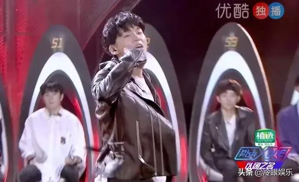 当一个男孩感到恐惧,当一个孩子对另一个孩子产生恐惧