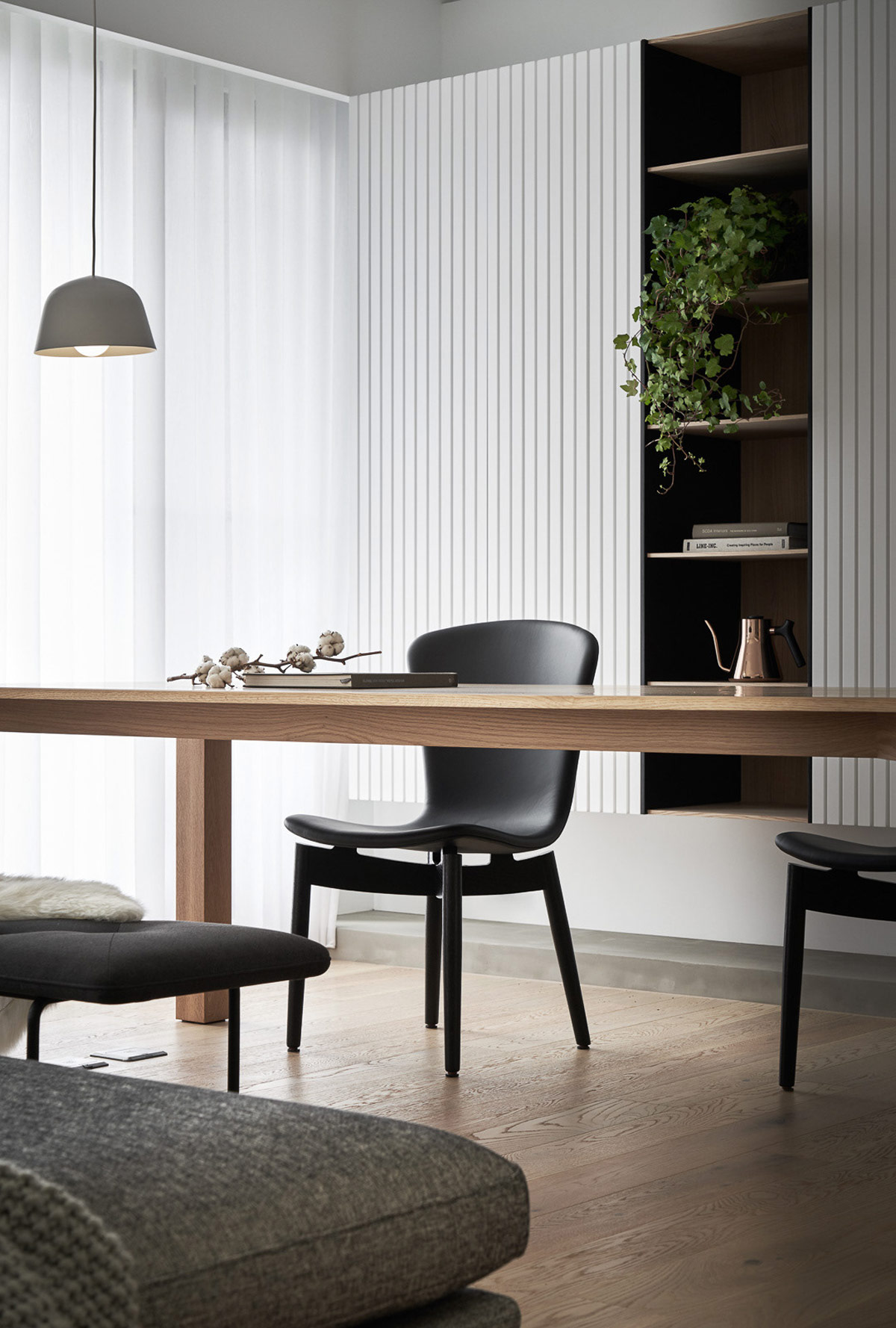 房屋装修高级轻奢色调,自然温馨的装修风格