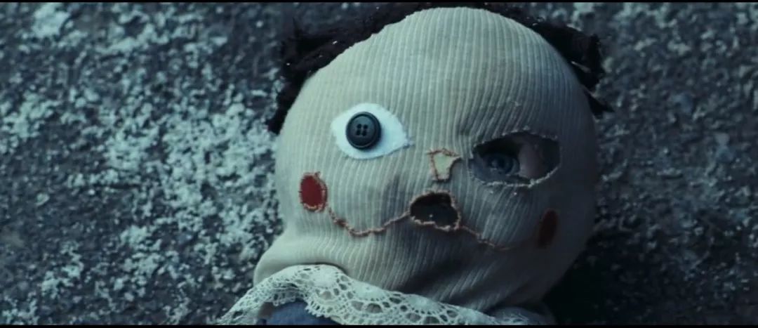 为了儿子放弃自己一生视频,一部非常感人的恐怖片