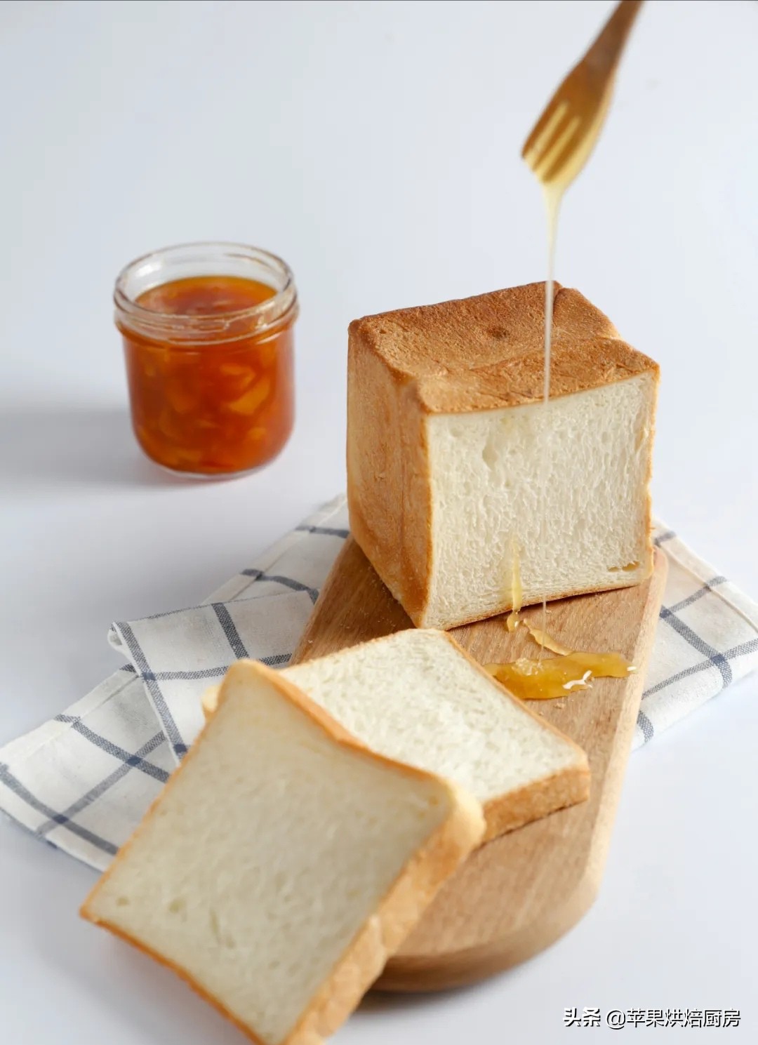 面包最好吃的方法,面包怎样吃才能吃不完