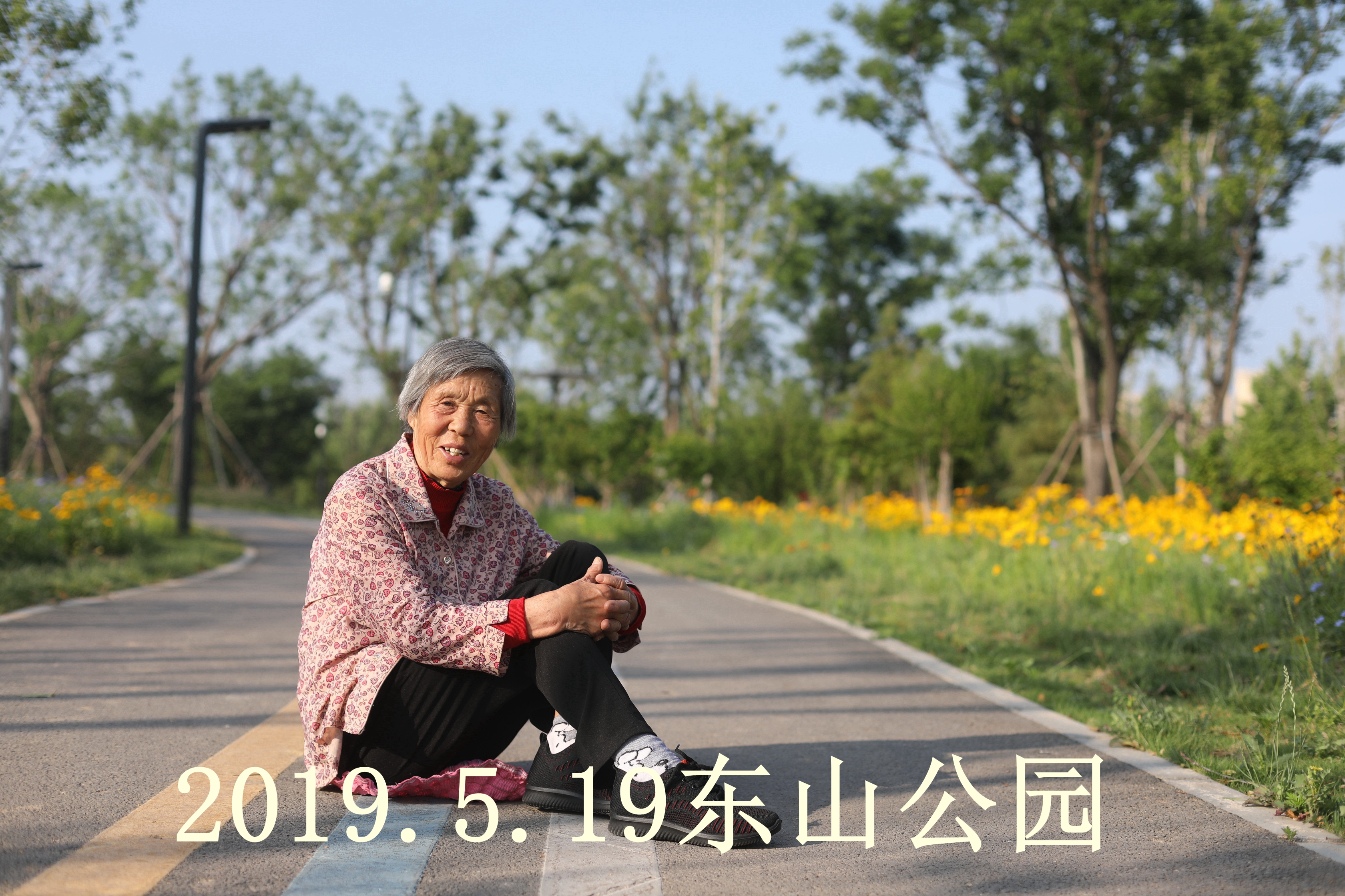 最美的她歌曲原唱,最美的歌献给我的母亲