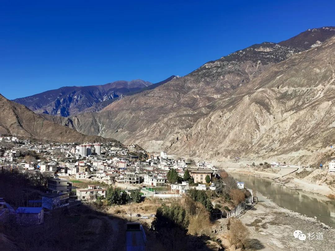 徒步进藏南线还是川藏北线,徒步进藏攻略路线