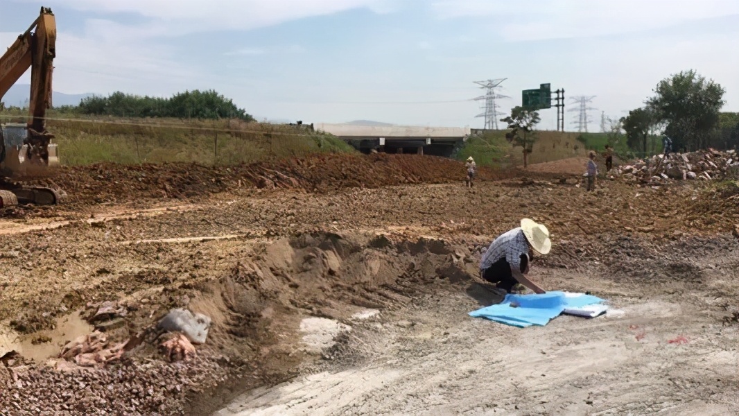 为什么扫黑除恶基本都涉及土方？土方几乎是最光明正大的灰产之一