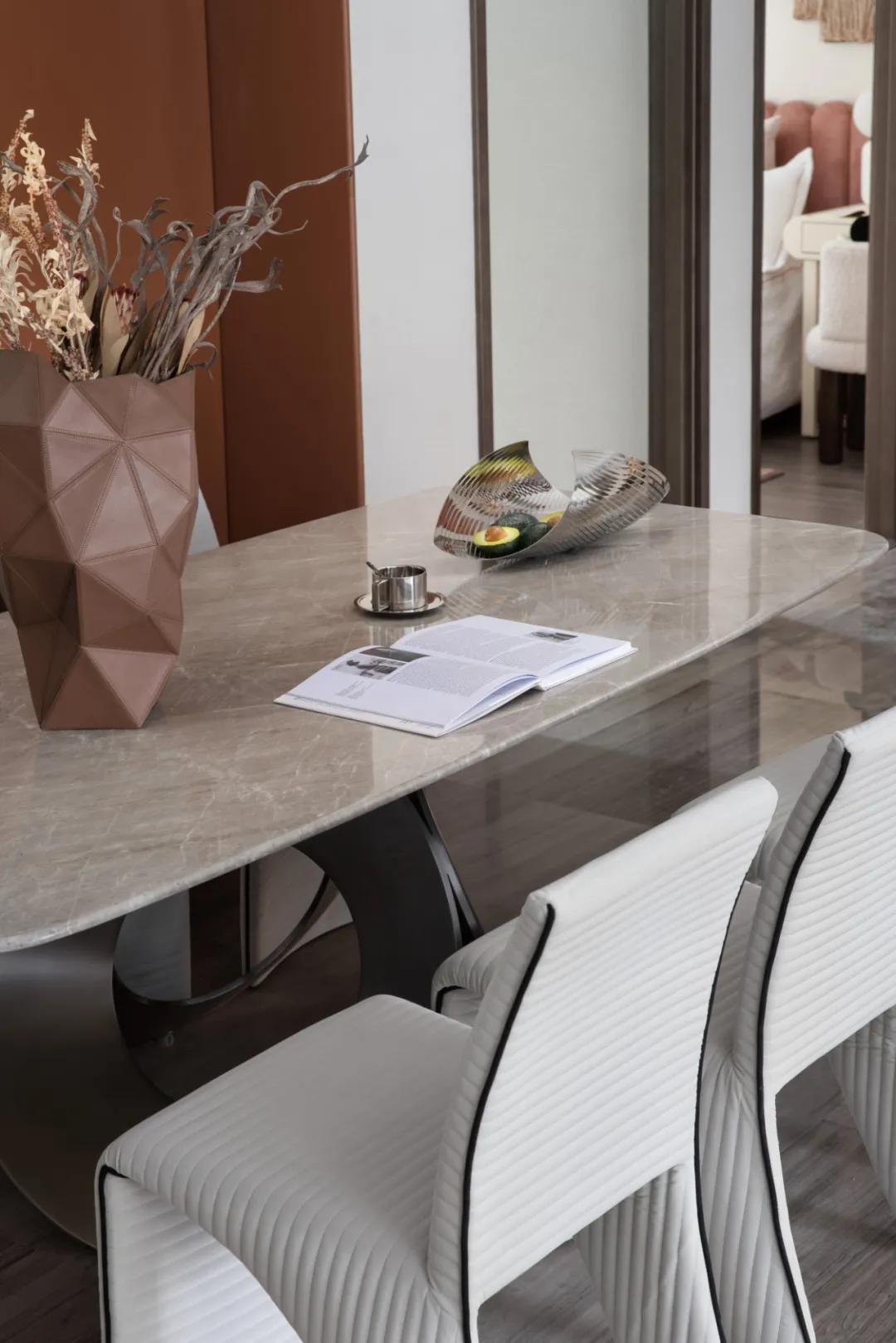 轻奢新中式家居风让生活更精致,轻奢风元素家具软装