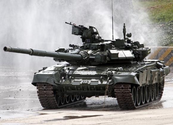 坦克内部怎么上厕所,坦克兵上厕所