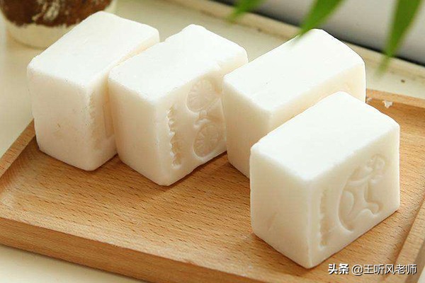 摆摊卖什么产品好赚钱,今年摆地摊卖什么产品最赚钱夏天