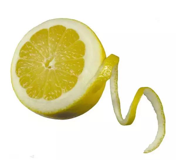 银内胆茶杯里的茶垢怎么去除,保温杯茶垢怎么去除最好方法