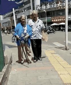 玩抖音的女人们会越来越年轻,为什么玩抖音的都是女孩子