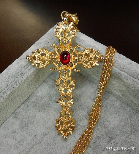 八一八你不知道的AVON雅芳，其实是世界最大首饰制造商