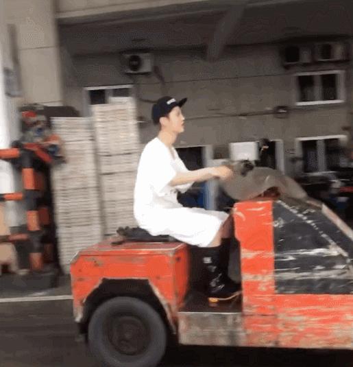 跑男三兄弟合体,跑男中韩兄弟再聚首完整版