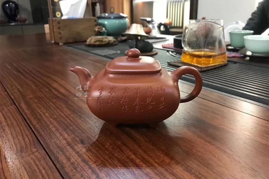 紫砂壶方壶为什么比圆壶贵很多,紫砂壶方壶比圆壶贵吗