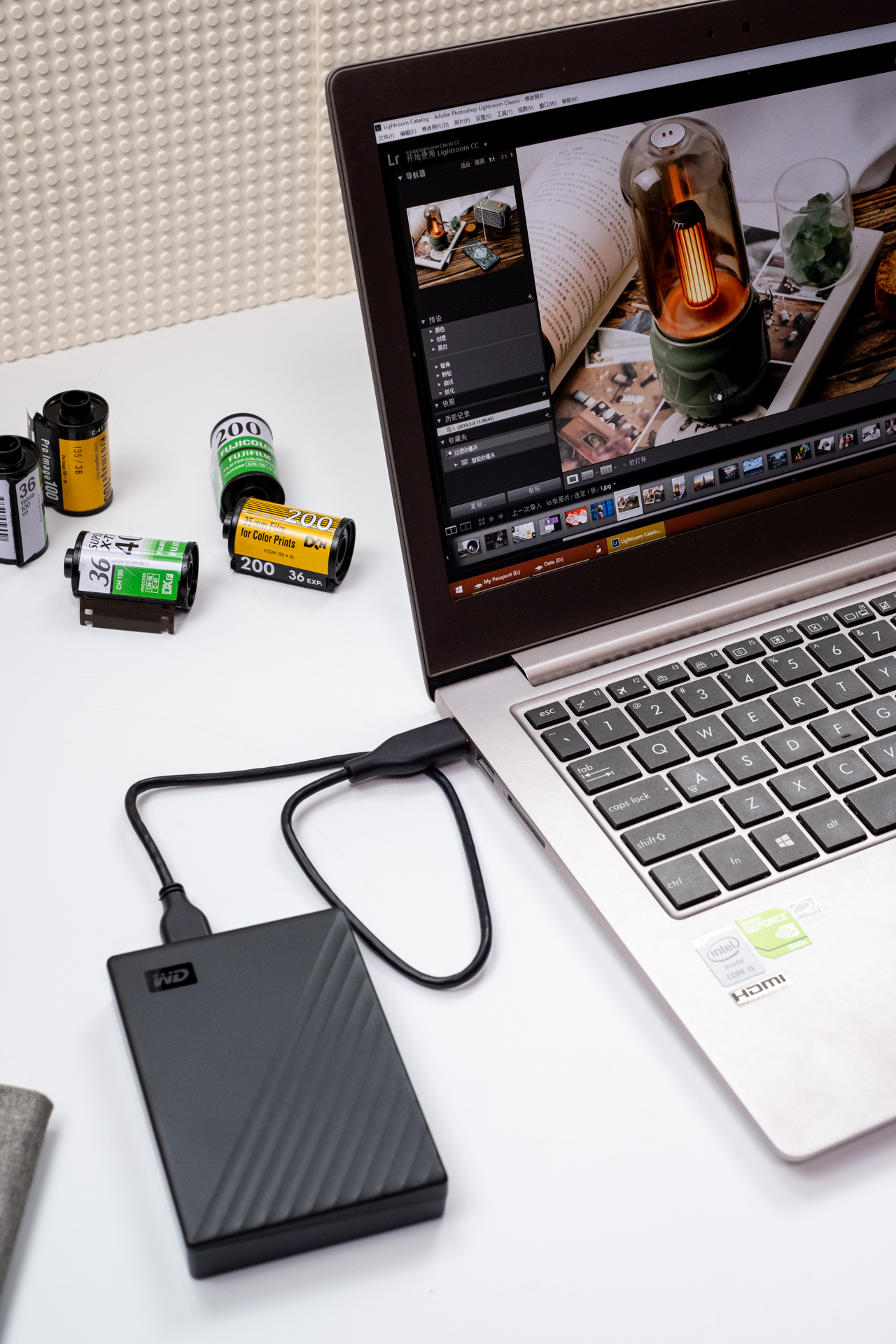 西数移动硬盘讲解,西数移动硬盘新款和老款怎么区分