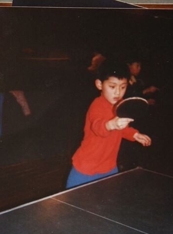 乒乓球跌落神坛,张继科从低谷里崛起