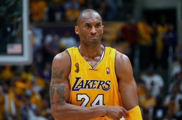 湖人三角进攻50佳球,湖人三角战术教学