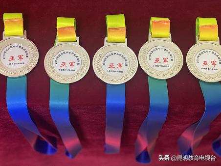 赞！西山区阳光小学打造足球特色校园