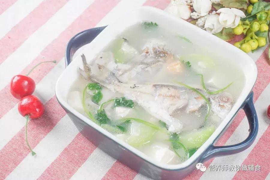 别再给宝宝瞎补钙,骨头汤可以给孩子补钙吗