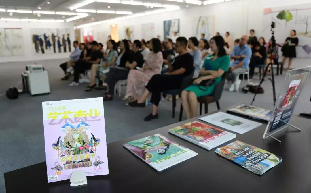 鍥為2018鍠滆繋2019,鍠滆繋2019鍥炴湜2018