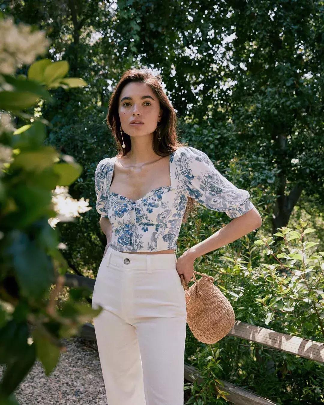 每次穿衣服的时候都觉得难受,瘦了之后穿衣服的感觉真的很舒服