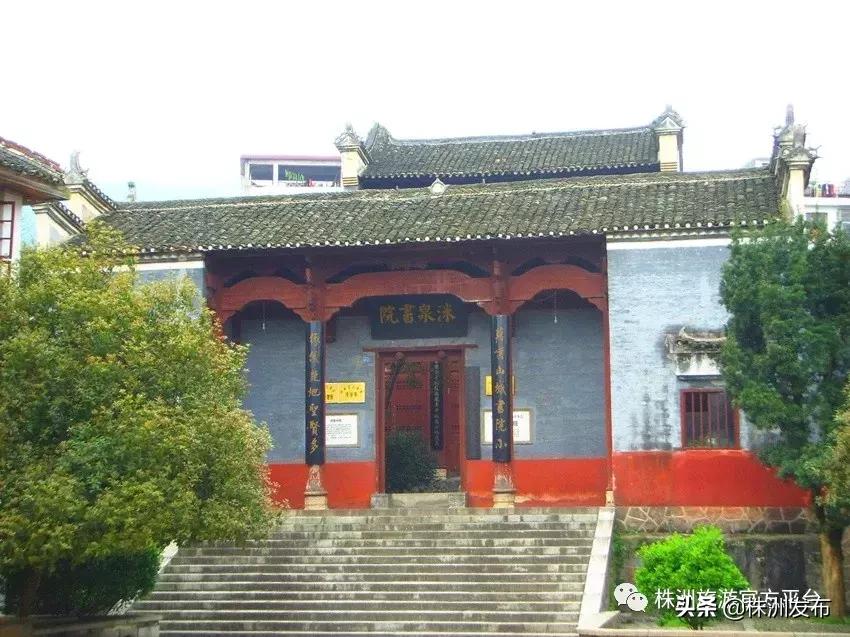 大家好，我叫炎陵，这是我的自我介绍，我想让你更懂我