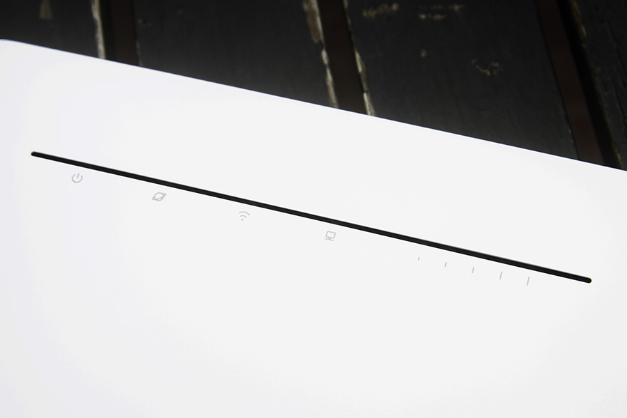 可充可插移动路由器,可移动无需插卡无线路由器