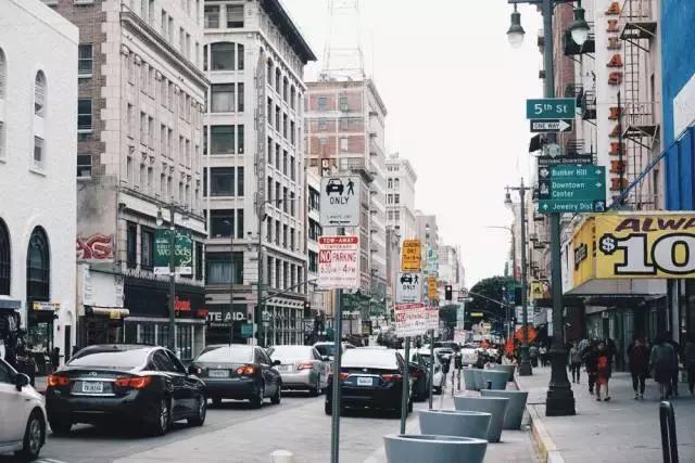 洛杉矶逛街 (洛杉矶购物攻略视频大全)