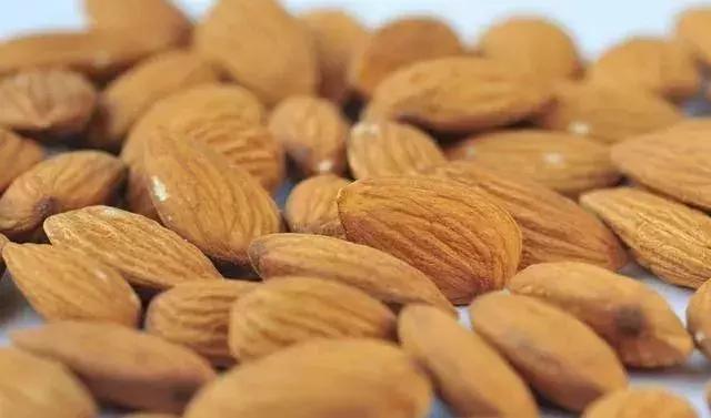 内地人喜欢的新疆干果有哪些,盘点新疆特产是什么