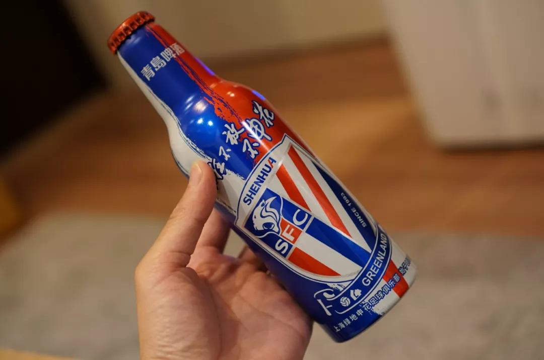 「青蛙评测」上海申花X青岛啤酒，是为信仰充值还是交智商税？