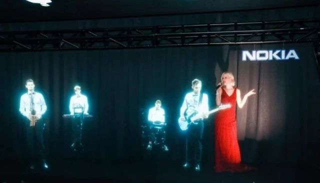 走进进博会|5G:1秒就能*载下**一部高清电影,卡一下都很难