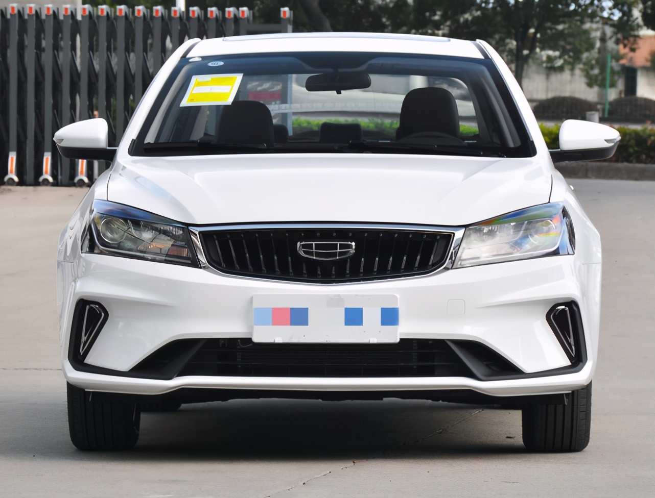 吉利帝豪车主提车,吉利博越跑5000后车主说出心里话