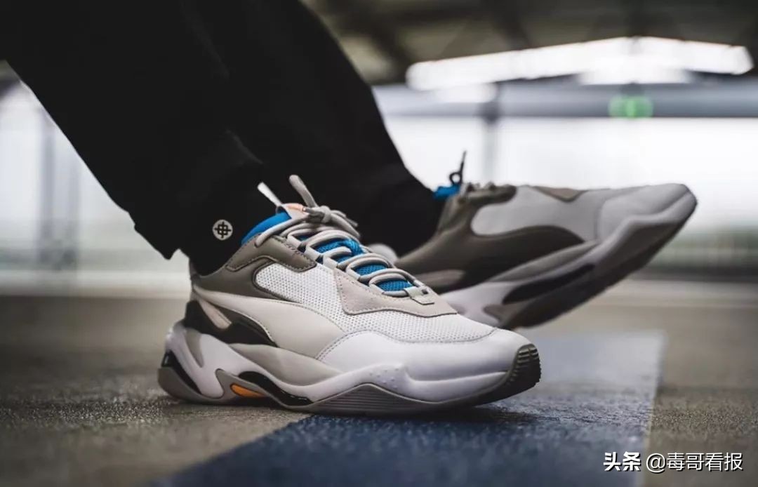 puma全面反光的鞋子,puma全掌碳板钉鞋测评