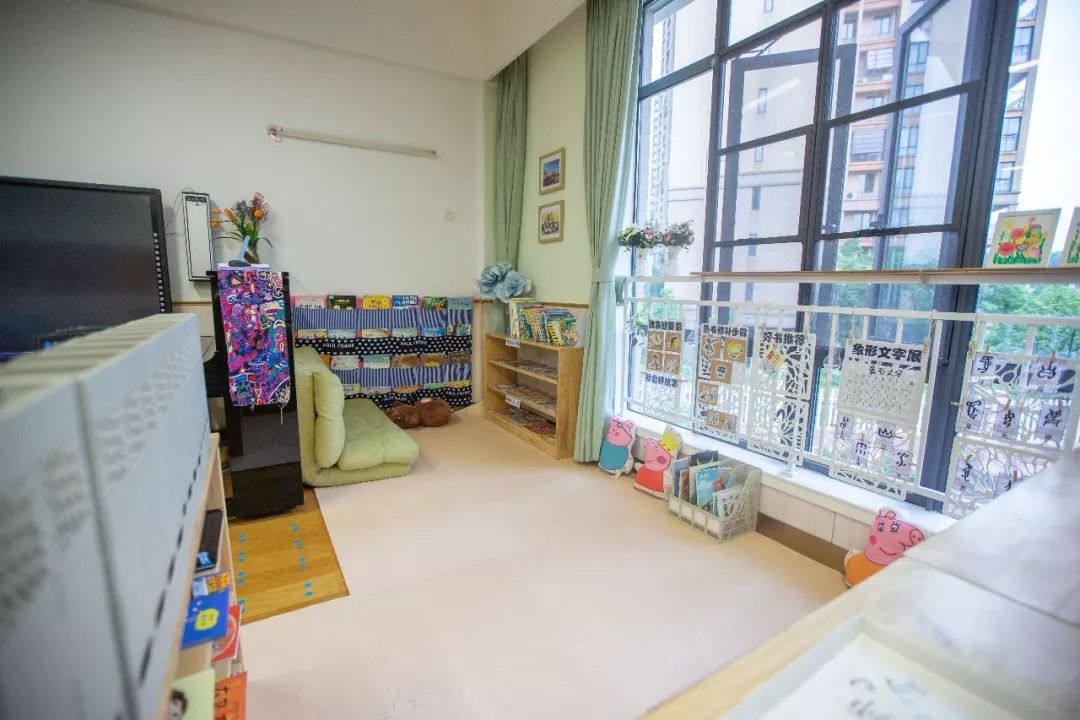 大班新学期环境创设实施方案,大大的小小的主题活动及环境创设