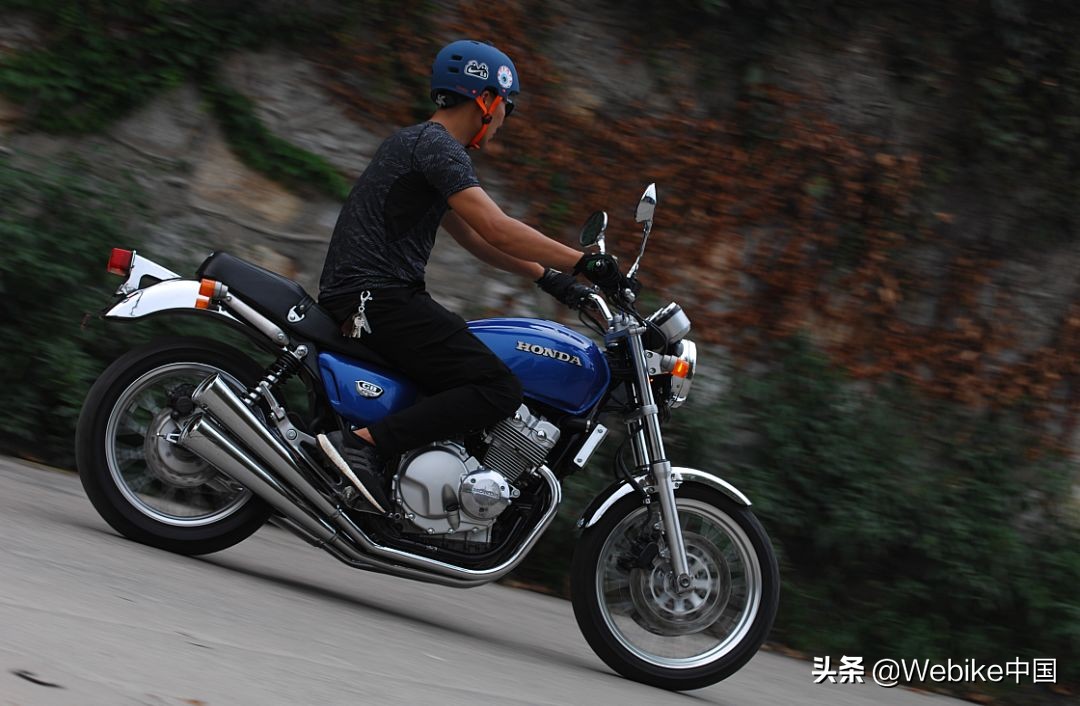 新出来的本田cb400,本田cb400第四代评测