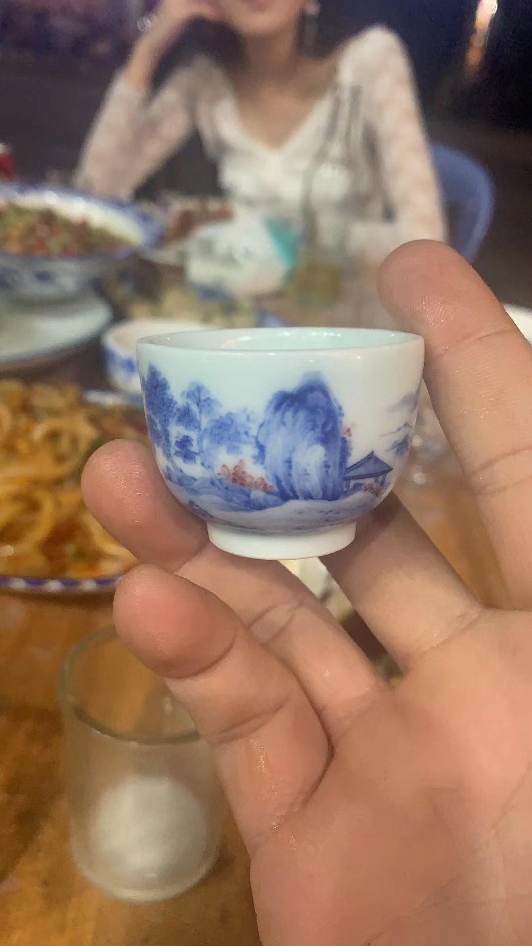 将青春赋予青花釉里红的学院派---沐月山房易江力