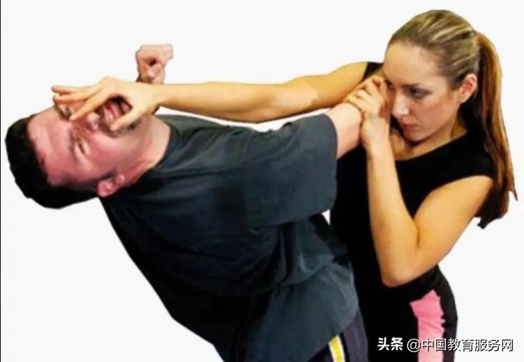 护身法口诀图片,身法必学几招