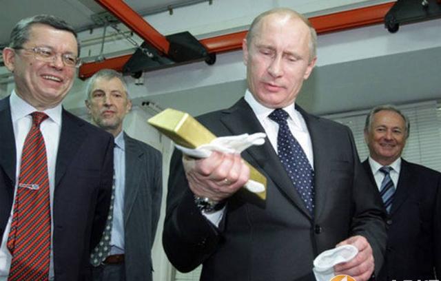 为什么石油贸易用美元结算,为什么国际贸易用黄金结算