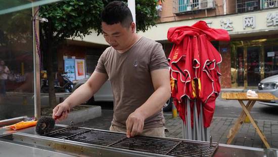 70后摆摊的真实感受,70后摆摊的经历和感受