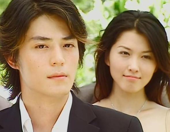 从不知名小演员到新生代顶流,从不温不火到大红大紫