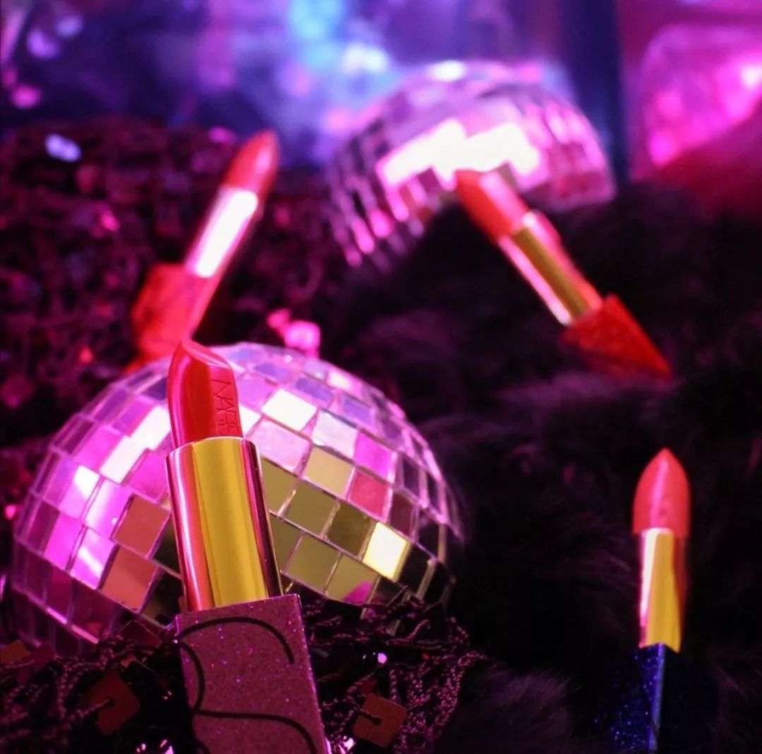 蜂蜜水护肤品雅诗兰黛,蜂蜜洗脸皮肤真的会好吗