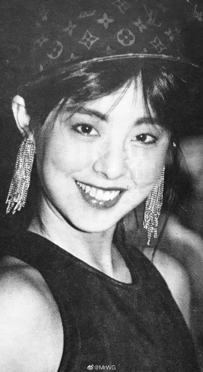 王祖贤素颜韩国综艺,王祖贤显老的照片