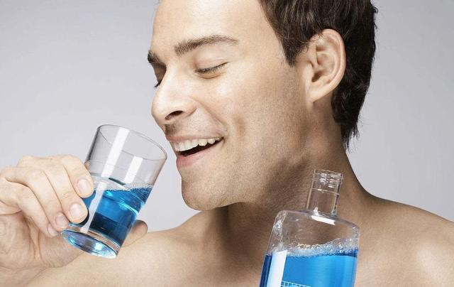 口臭很尴尬9个方法轻松消除口臭,经常口臭吃什么药能断根