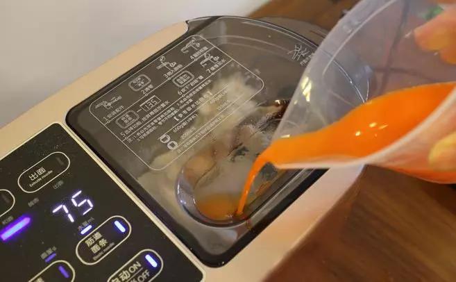 自己做面条小机器,自己做面条太麻烦