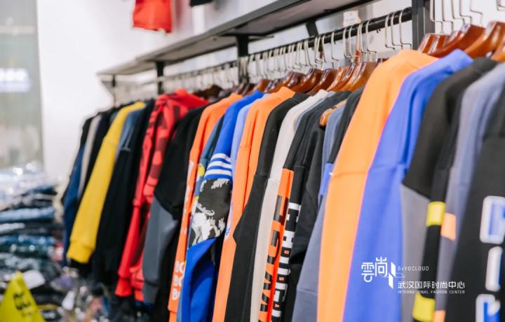 冬装陈列颜色搭配技巧,每周好店