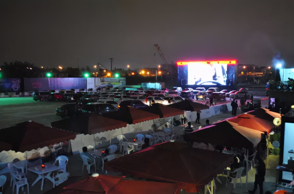 国内哪里有汽车影院,国内的汽车电影院