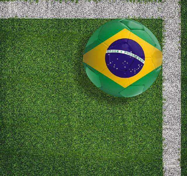 以球星命名的奖,以球星命名的足球技巧